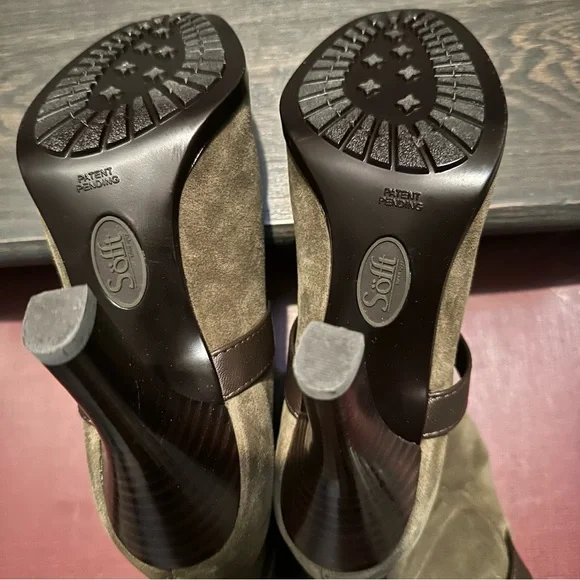 NWB Sofft Women's Balsov Moss Suede Heeled Boot  Size 6 - Picture 4 of 7